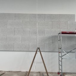 Wykonujemy profesjonalny montaż sufitów podwieszanych.
Sprecjalzujemy sie w sufitach kasetonowych, dekoracyjnych typu HeraDesign, listwowych oraz metalowych typu open cell.