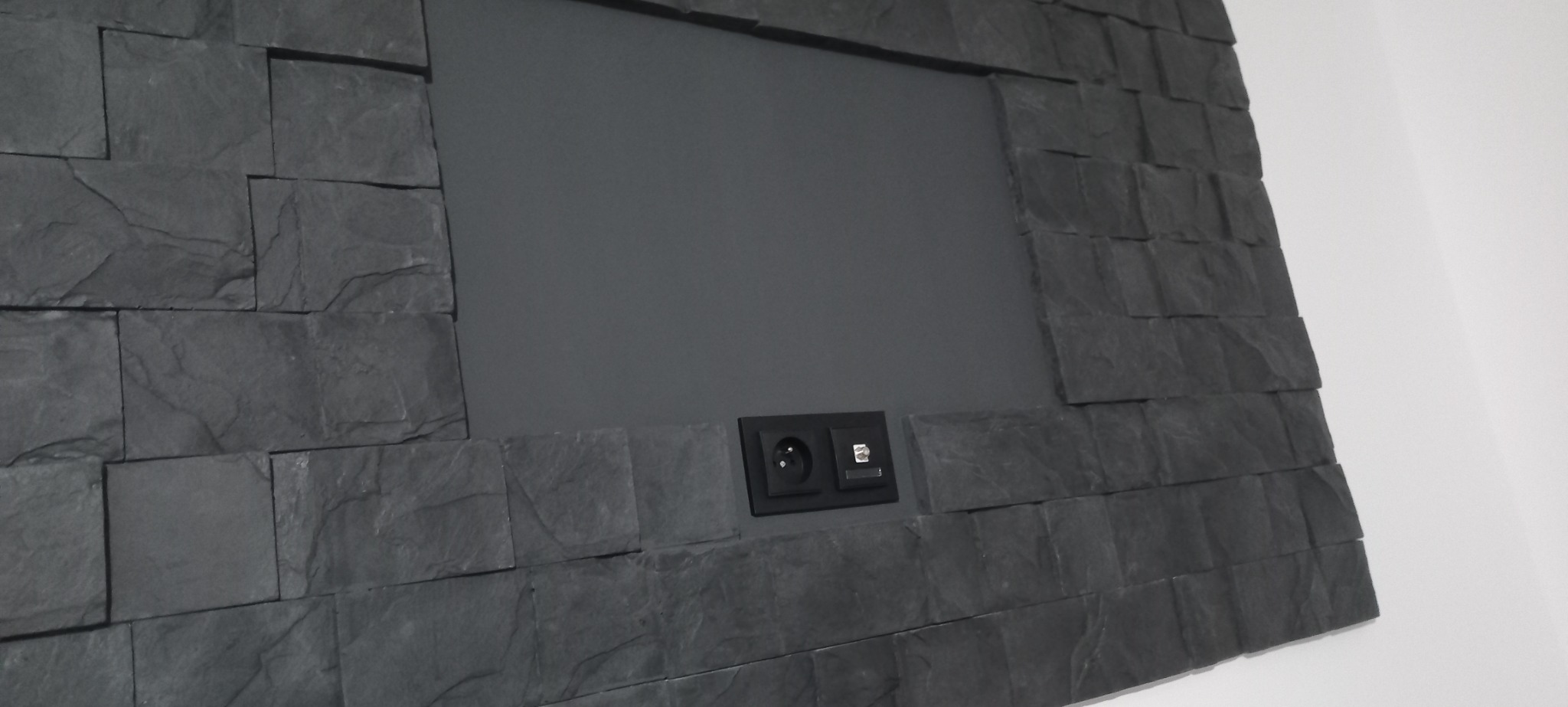 •Kamień ozdobny • Instalacja Elektryczna • Gniazdo Antenowe