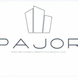 Minimalistyczne logo firmy budowlano-remontowej PAJOR z Nowego Sącza, przedstawiające trzy abstrakcyjne budynki w formie linii.