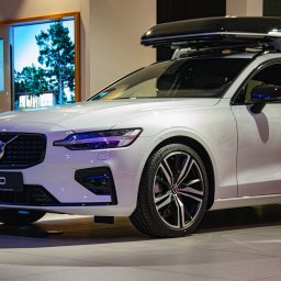 Fotografia motoryzacyjna - zdjęcia samochodu Volvo w salonie | Fotografia, Filmowanie - Częstochowa, Śląsk