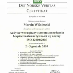 Skan certyfikatu ukończenia szkolenia na audytora wewnętrznego systemu zarządzania bezpieczeństwem żywności wg normy ISO 22000:2005, wydany przez Det Norske Veritas Marcinowi Wiśniewskiemu...