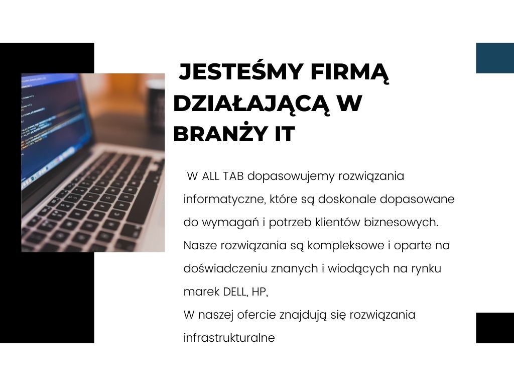 Laptop z wyświetlonym kodem programistycznym na ekranie, obok tekst informujący o firmie działającej w branży IT i dopasowującej rozwiązania informatyczne do potrzeb biznesowych.