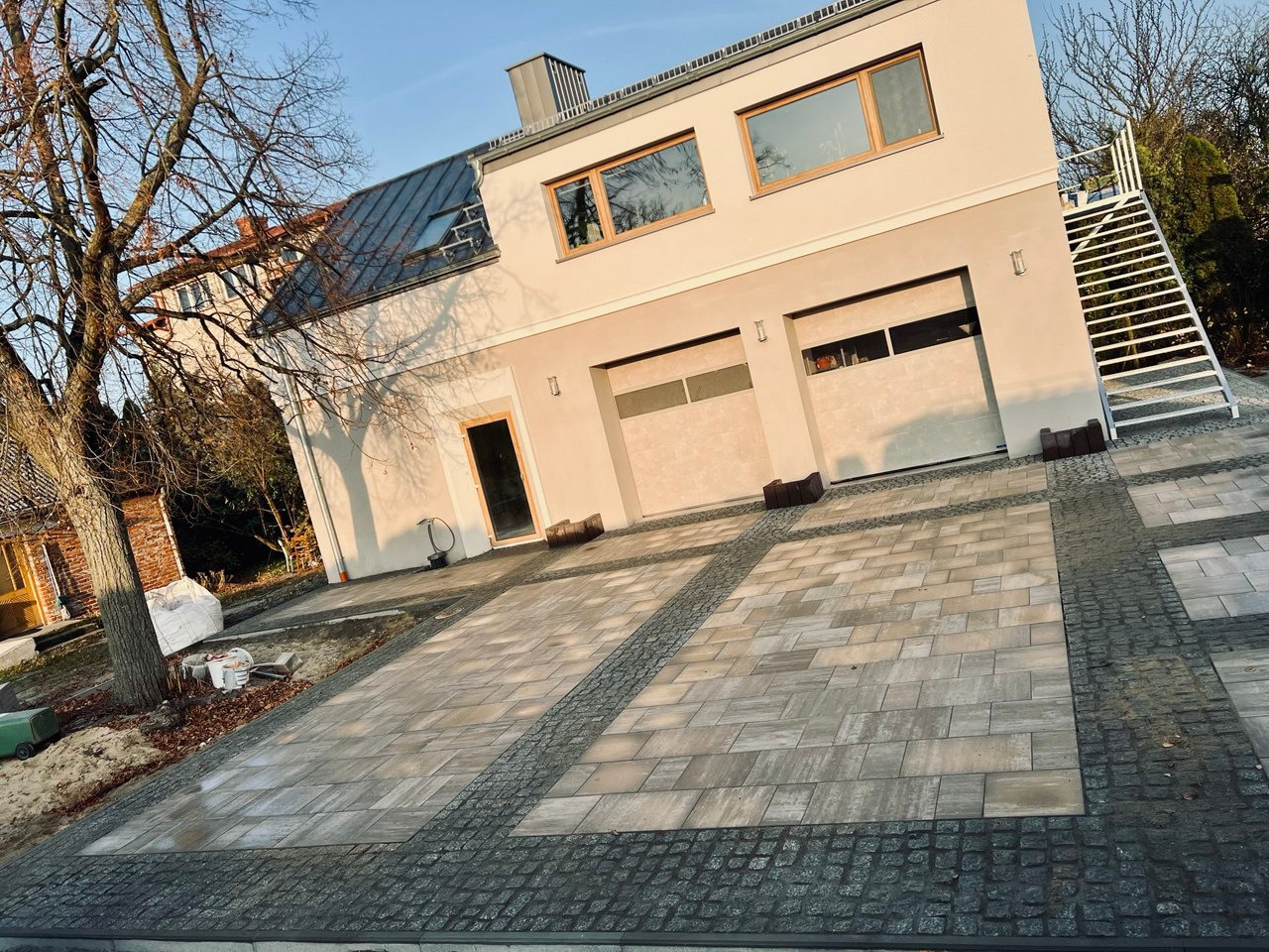 Kostka brukowa Toledo Polbruk, granit cięto-łupany 8x8, 10x10