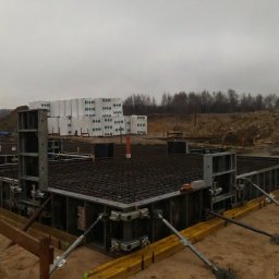 SCTC Krzysztof Soska - Deskowanie wraz ze zbrojeniem płyty fundamentowej