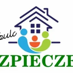 Logo firmy ubezpieczeniowej: stylizowany dom z rodziną wewnątrz, nazwa firmy 'Tomasz Szulc Ubezpieczenia' zielonym drukiem.