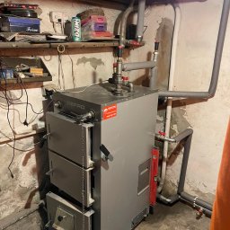 DDC Arkadiusz Obszyński - Kocioł na drewno od Defro