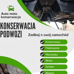 Grafika reklamowa z widokiem podwozia samochodu przed i po konserwacji, prezentująca efekt zabezpieczenia antykorozyjnego.
