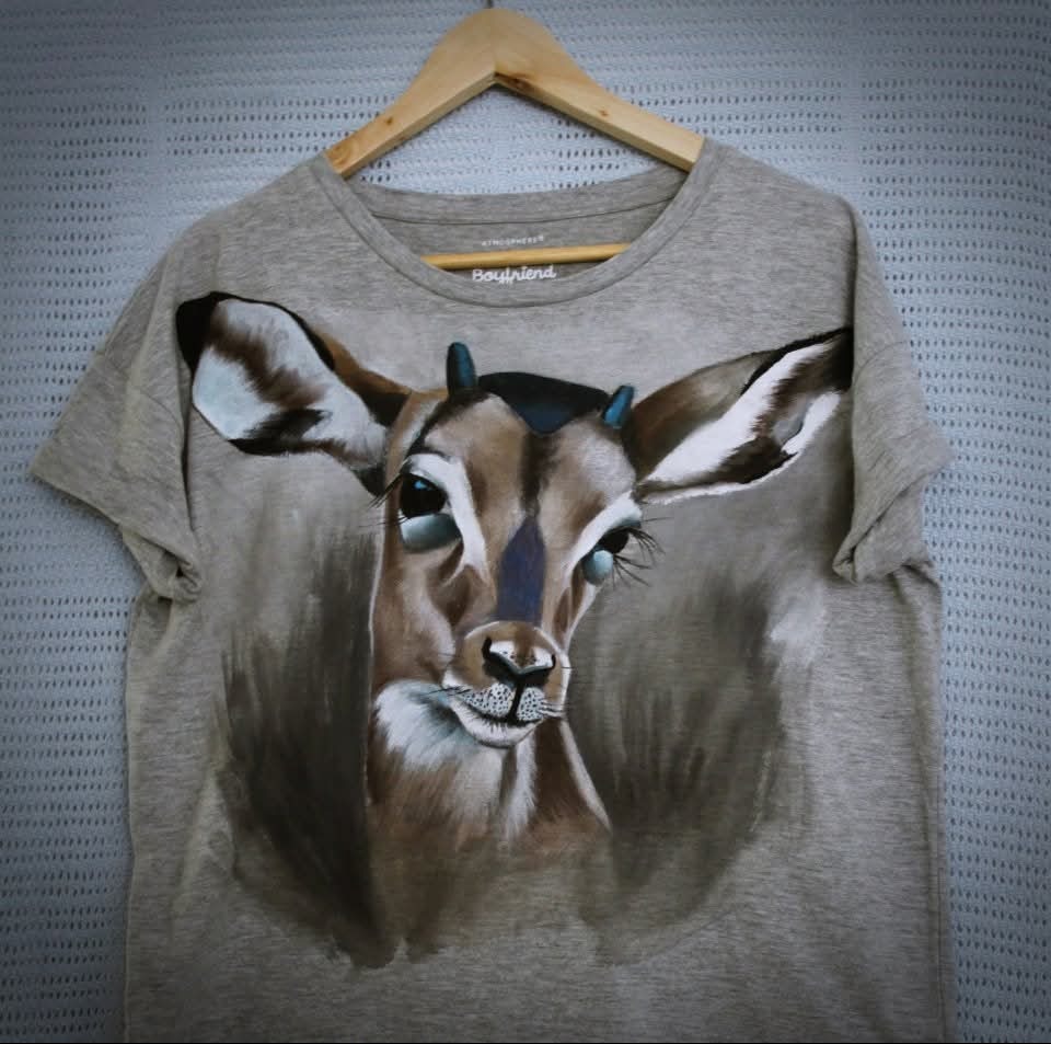 Recznie wykonane koszulki. Wykonane farba do materiału najwyższej jakości.