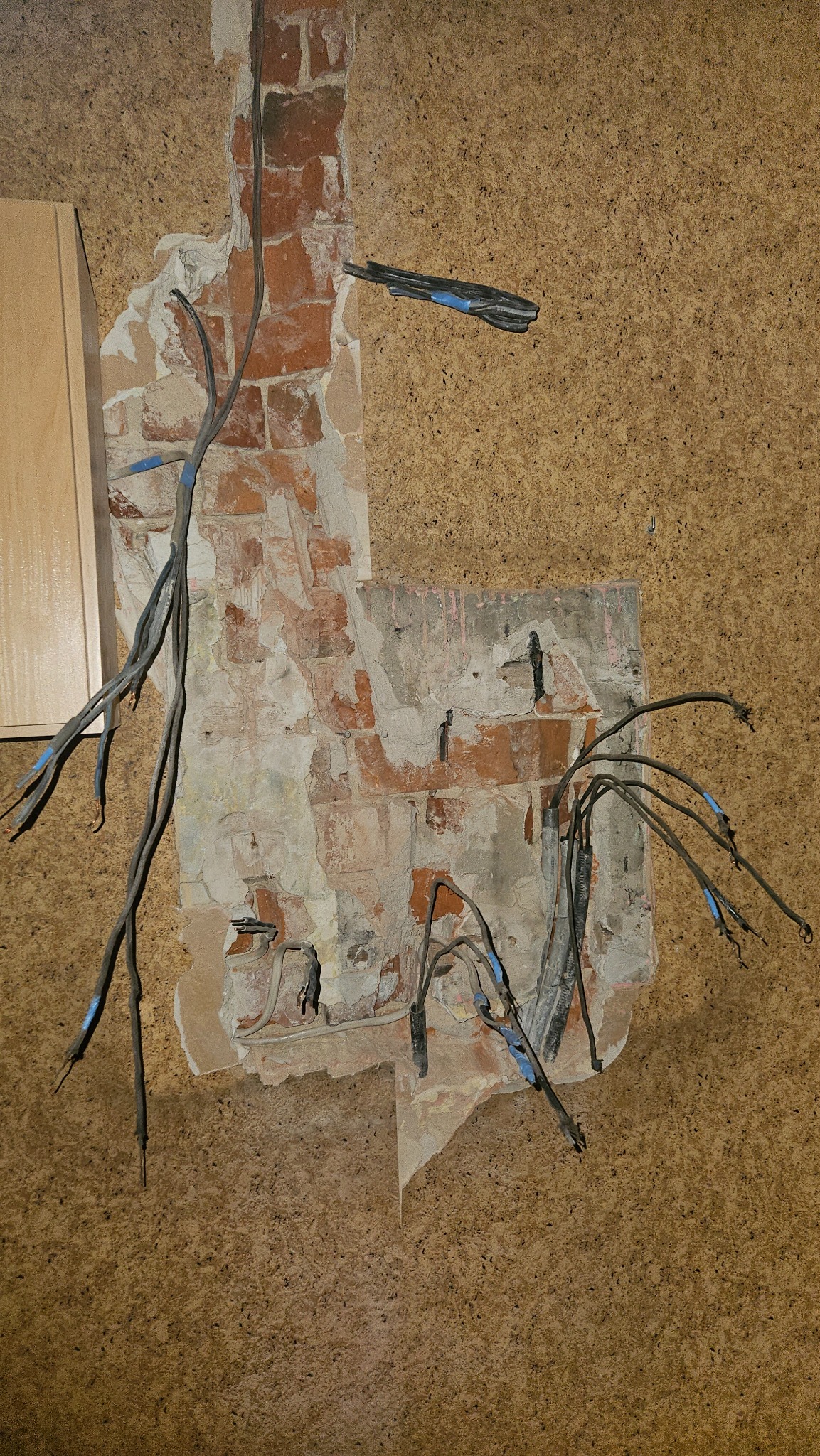 Przerobienie starej rozdzielni na nową.