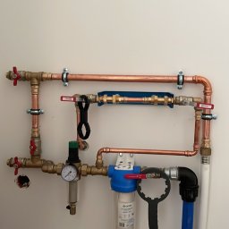 Nowe przyłącze wodne w budynku przygotowane pod montaż uzdatniacza wody