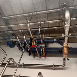 Usługi hydrauliczne - Instalacje wód-kan w blokach