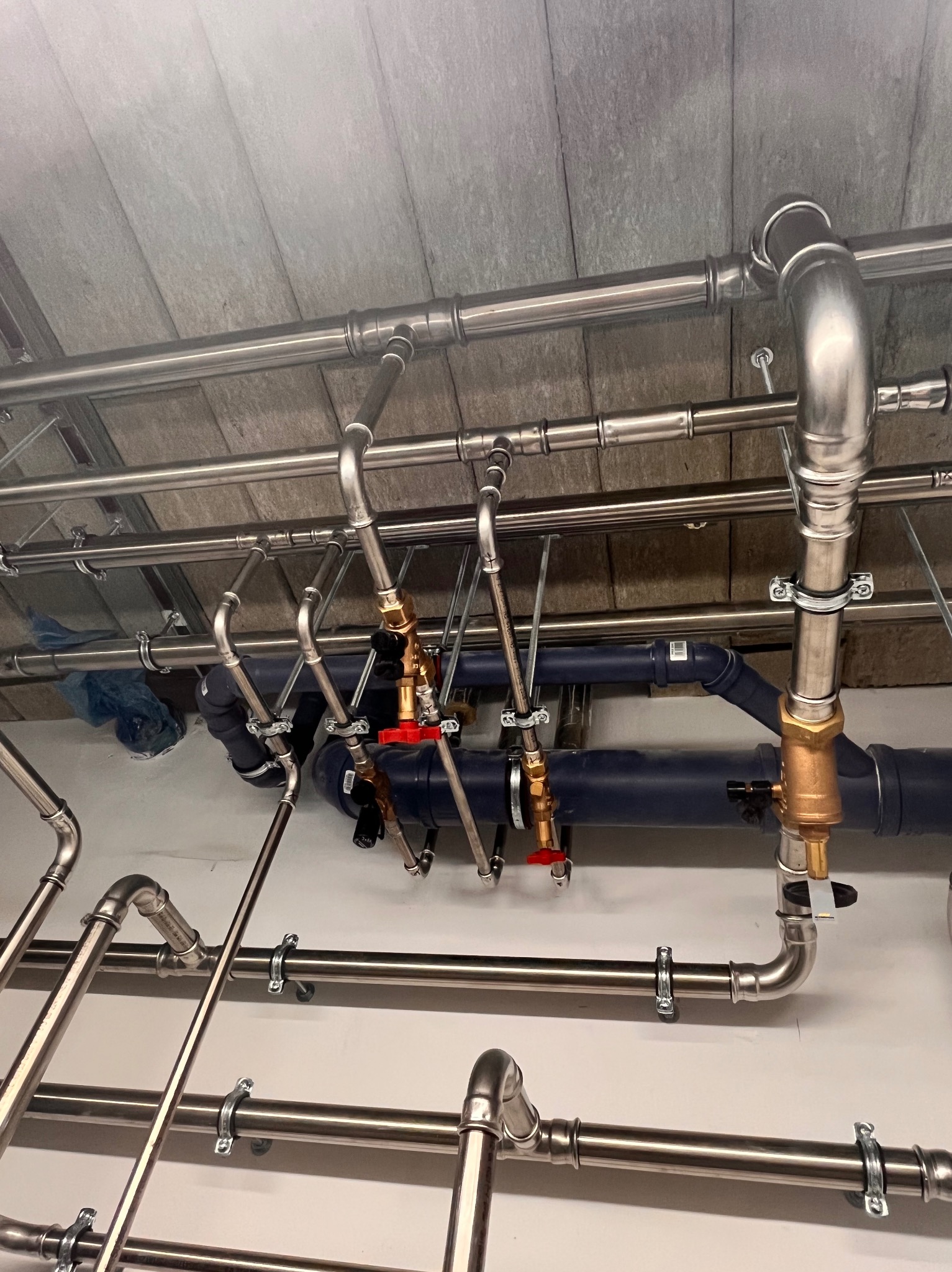 Instalacje wód-kan w blokach