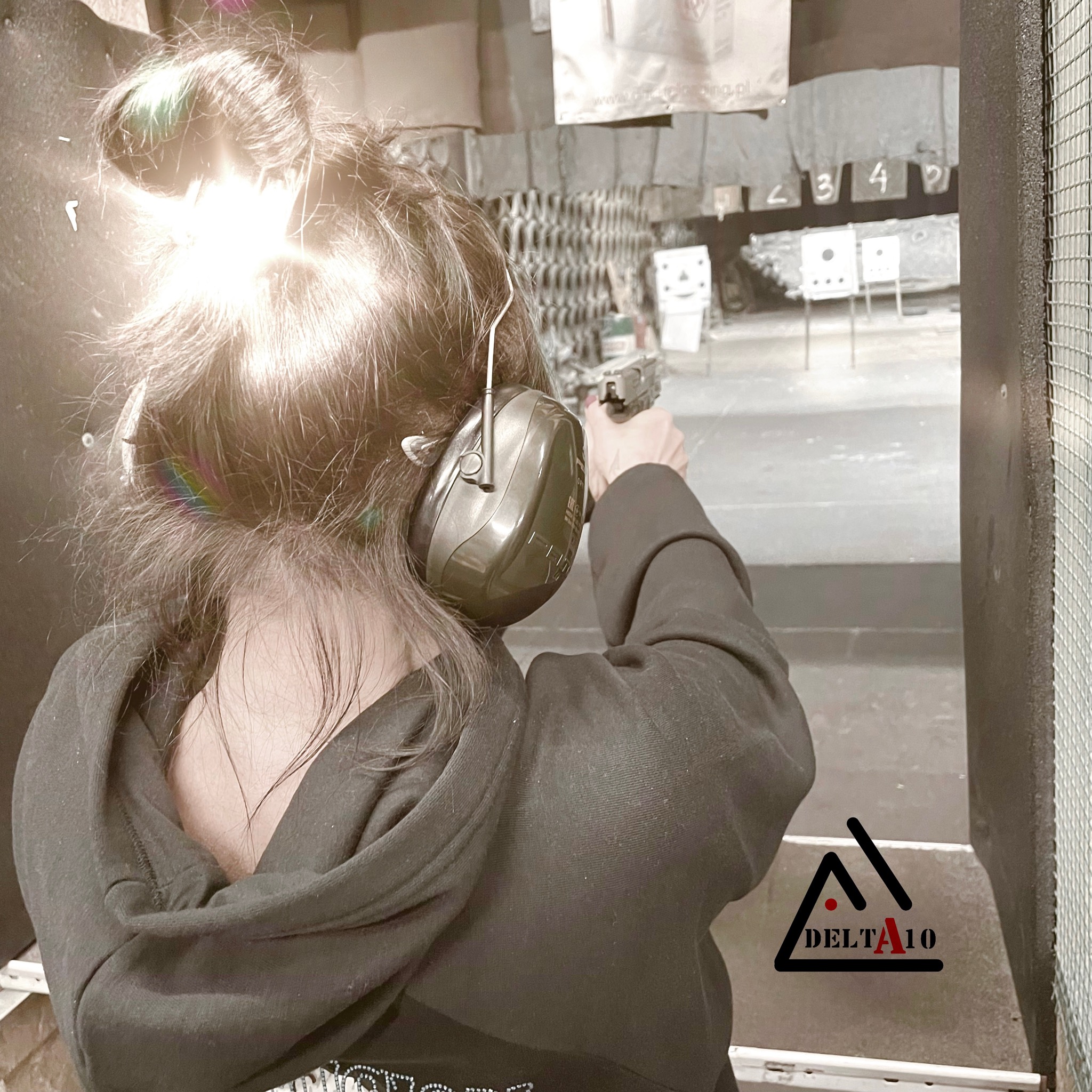 Dziewczyny i pistolety:)