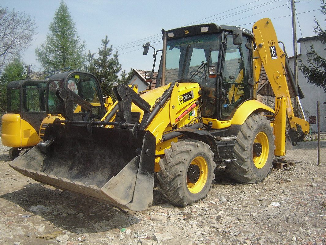 SUPER OKAZJA--------------------JCB 3CX CONTRACTOR rok 2003