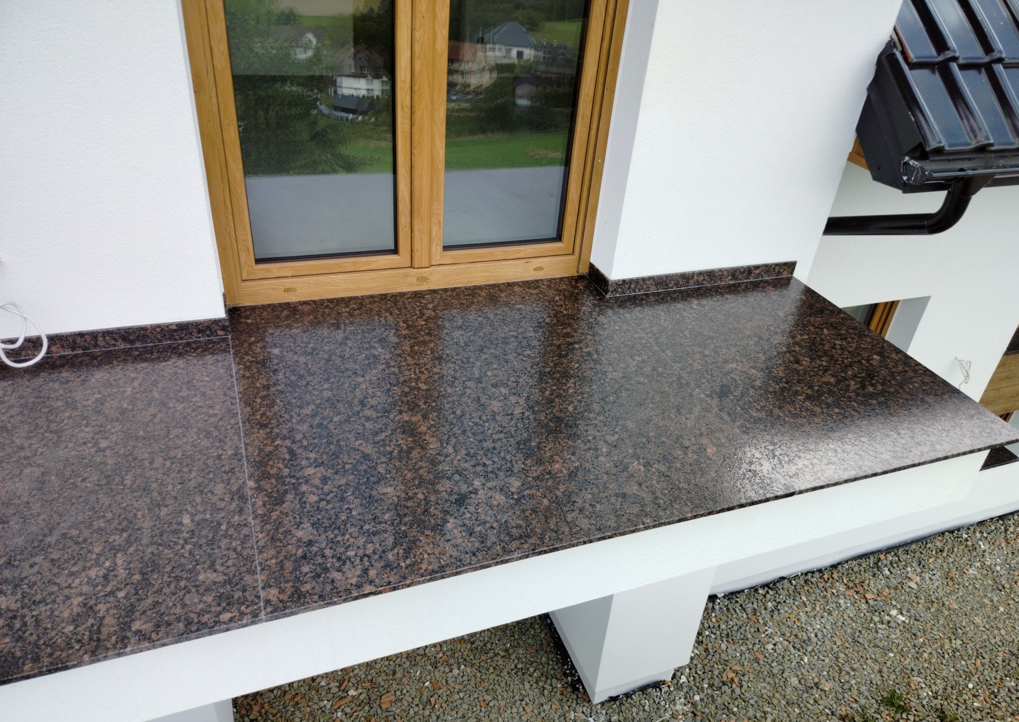 Balkon z granitu 2 cm szczotka Town Brown