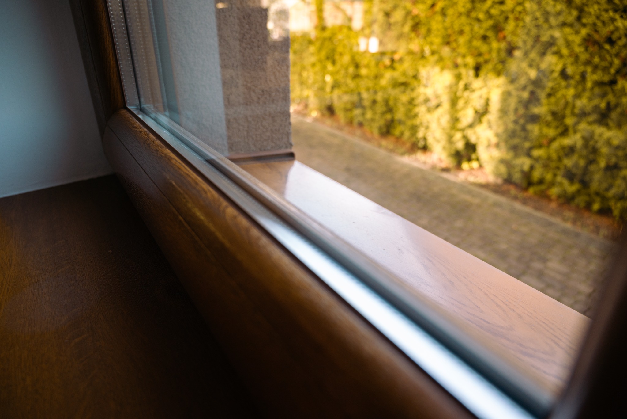 Stara szyba jednokomorowa z ramką aluminiową