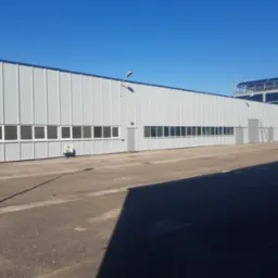 Zabezpieczenie antykorozyjne elewacji z płyty warstwowej