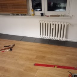 Układanie paneli Zaborów 2