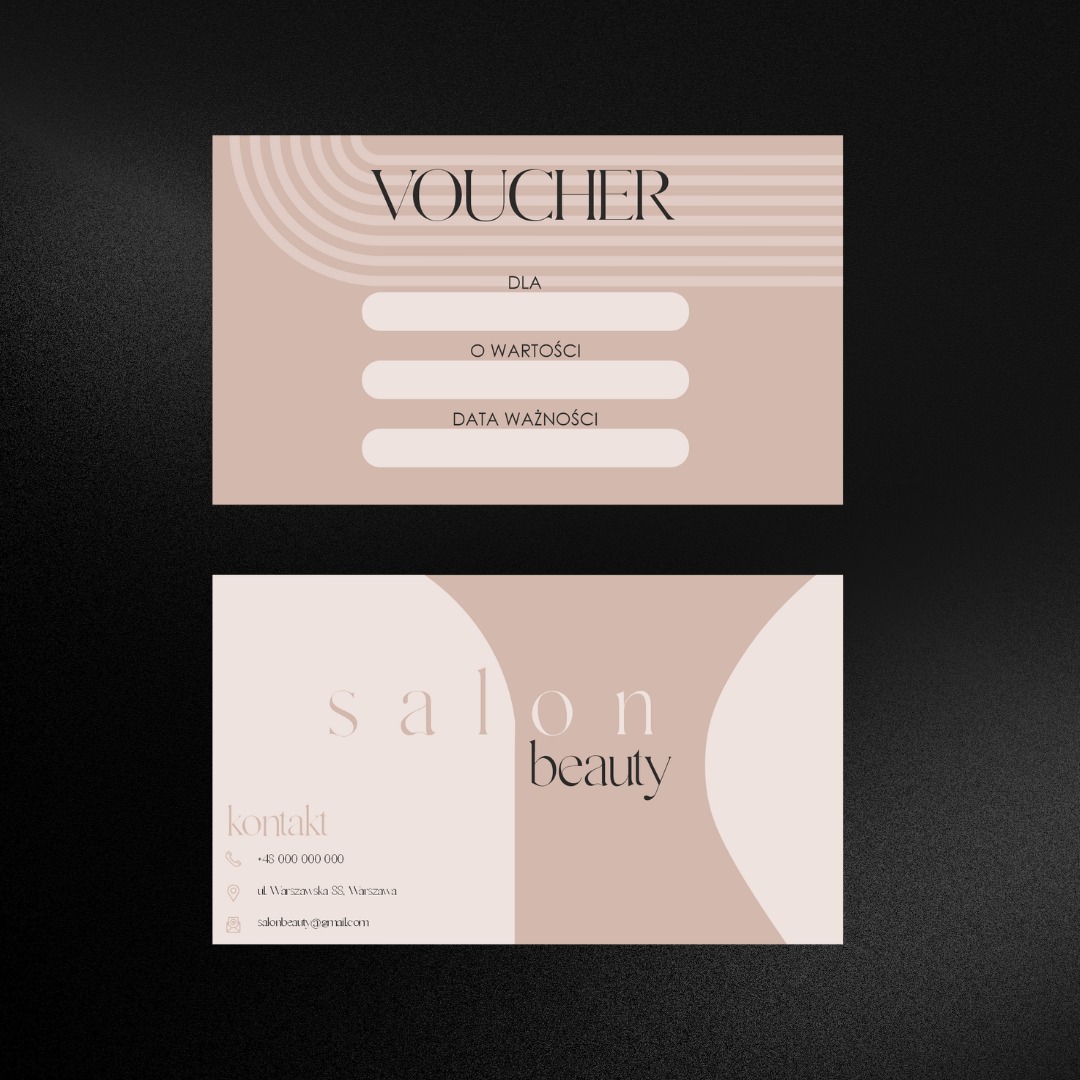 Beżowy voucher prezentowy i wizytówka salonu kosmetycznego z minimalistycznym designem i danymi kontaktowymi.