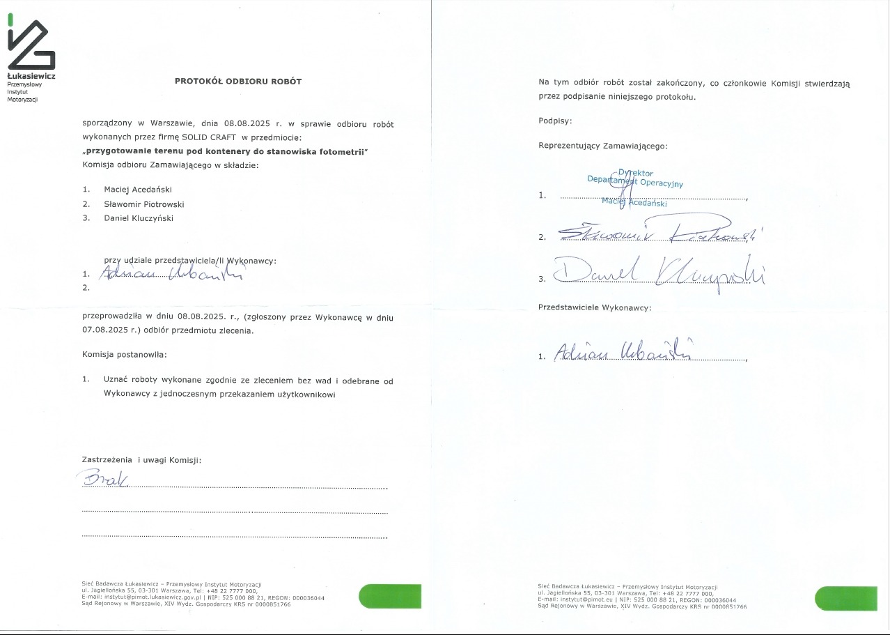 plac z azurow w poziomie pod laboratoria badawcze