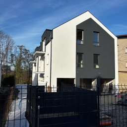 Wykonanie elewacji na budynku październik 2024