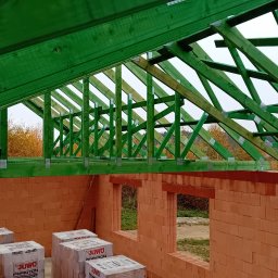 DOMY ENERGOOSZCZĘDNE-JUWO POROTON SPOLKA Z O.O - Ściana jednowarstwowa plus wiązary.