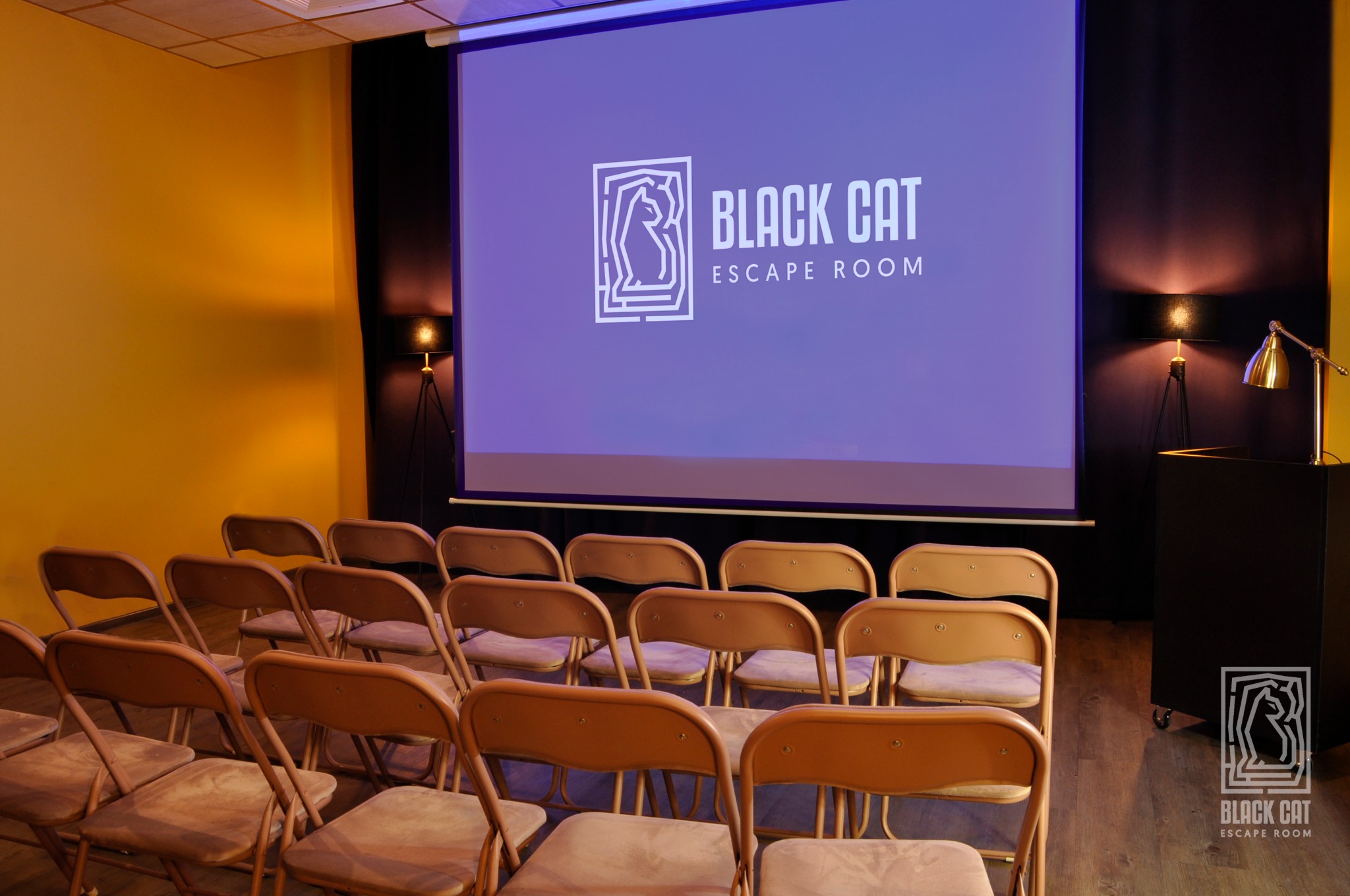 Przestrzeń na szkolenia - organizujemy całodzienne konferencje i warsztaty.