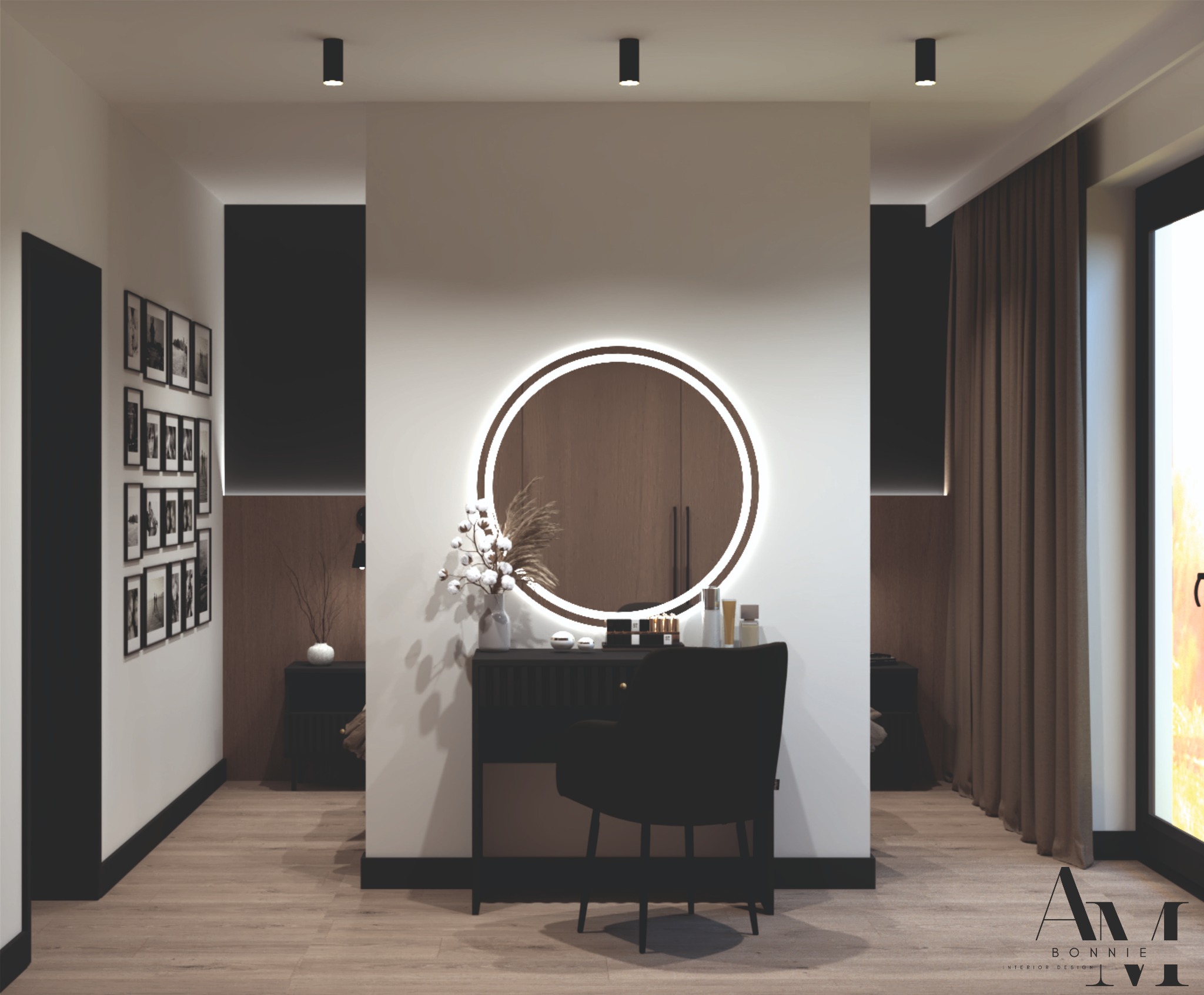 Elegancka aranżacja wnętrza z toaletką podświetlaną okrągłym lustrem, czarnym krzesłem i dekoracjami, uzupełniona galerią czarno-białych zdjęć na ścianie.