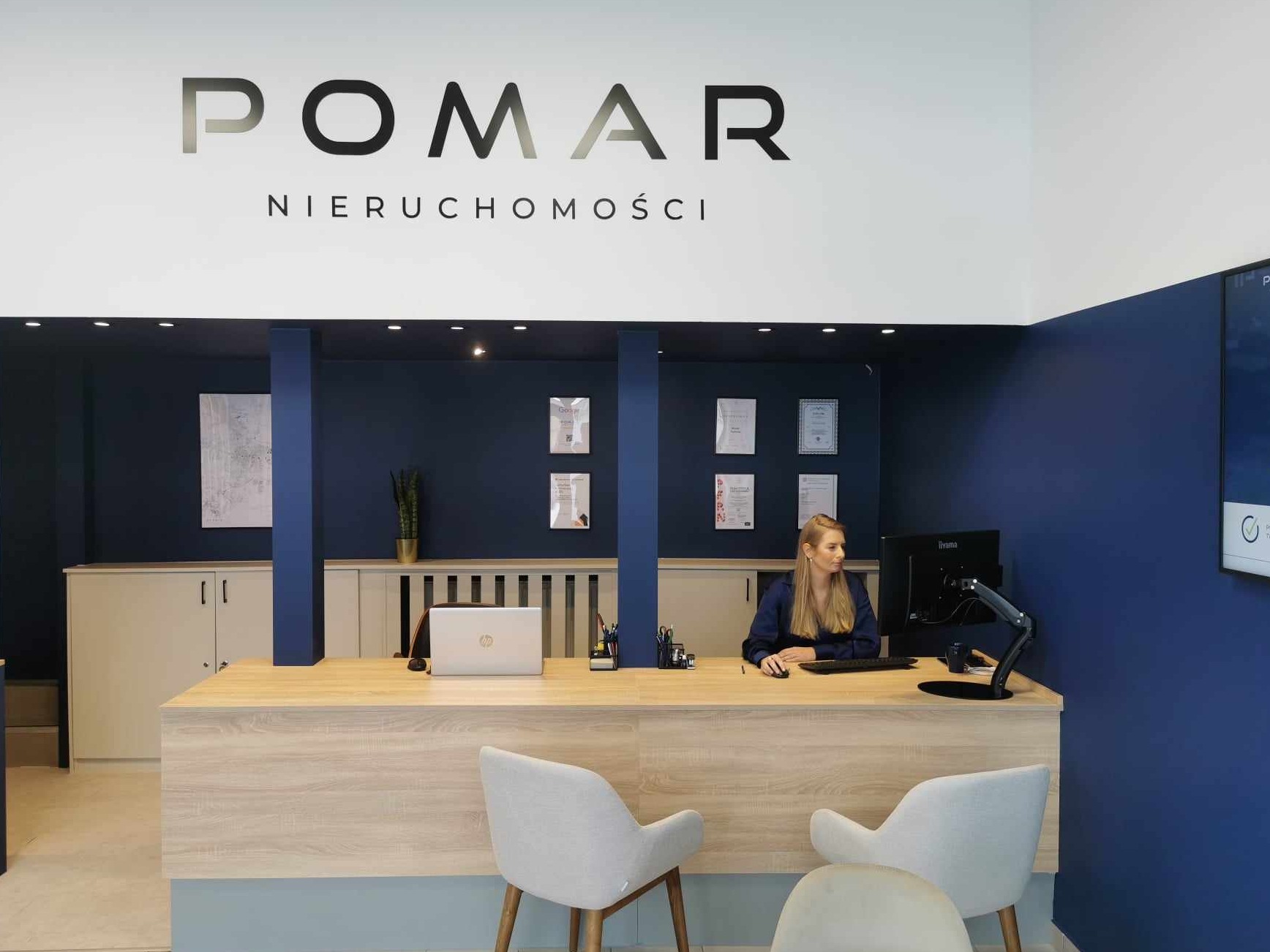 Biuro nieruchomości w Rybniku na rynku. Rybnik, Rynkowa 1