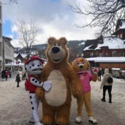 Również w grę wchodzi wynajem maskotek