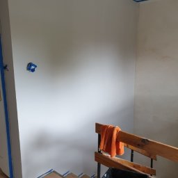 Grzegorz Tryc - Remont korytarzy oraz klatki schodowej w domu jednorodzinnym