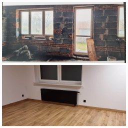 Sławek Grzesikiewicz - Porównanie stanu surowego i wykończonego pokoju: widok na dwa okna w ścianie z surowej cegły i betonu przed remontem oraz ten sam pokój po remoncie z pomalowanymi ścianami na biało, drewnianą...