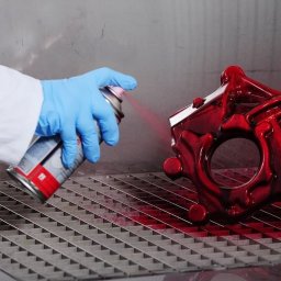 ProjektowanieCAD + Badania NDT - badanie penetracyjne elementu