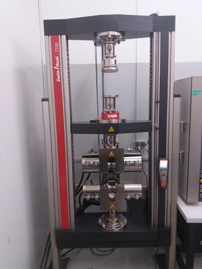 wykonywanie badan wytrzymałościowych na zrywarce