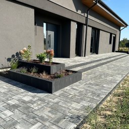 Układanie kostki brukowej Łyse 2