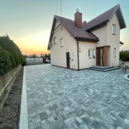 Układanie kostki brukowej Łyse 4