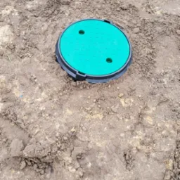 Studzienka rewizyjna do studni przy zastosowaniu ''ZAWIESIA''