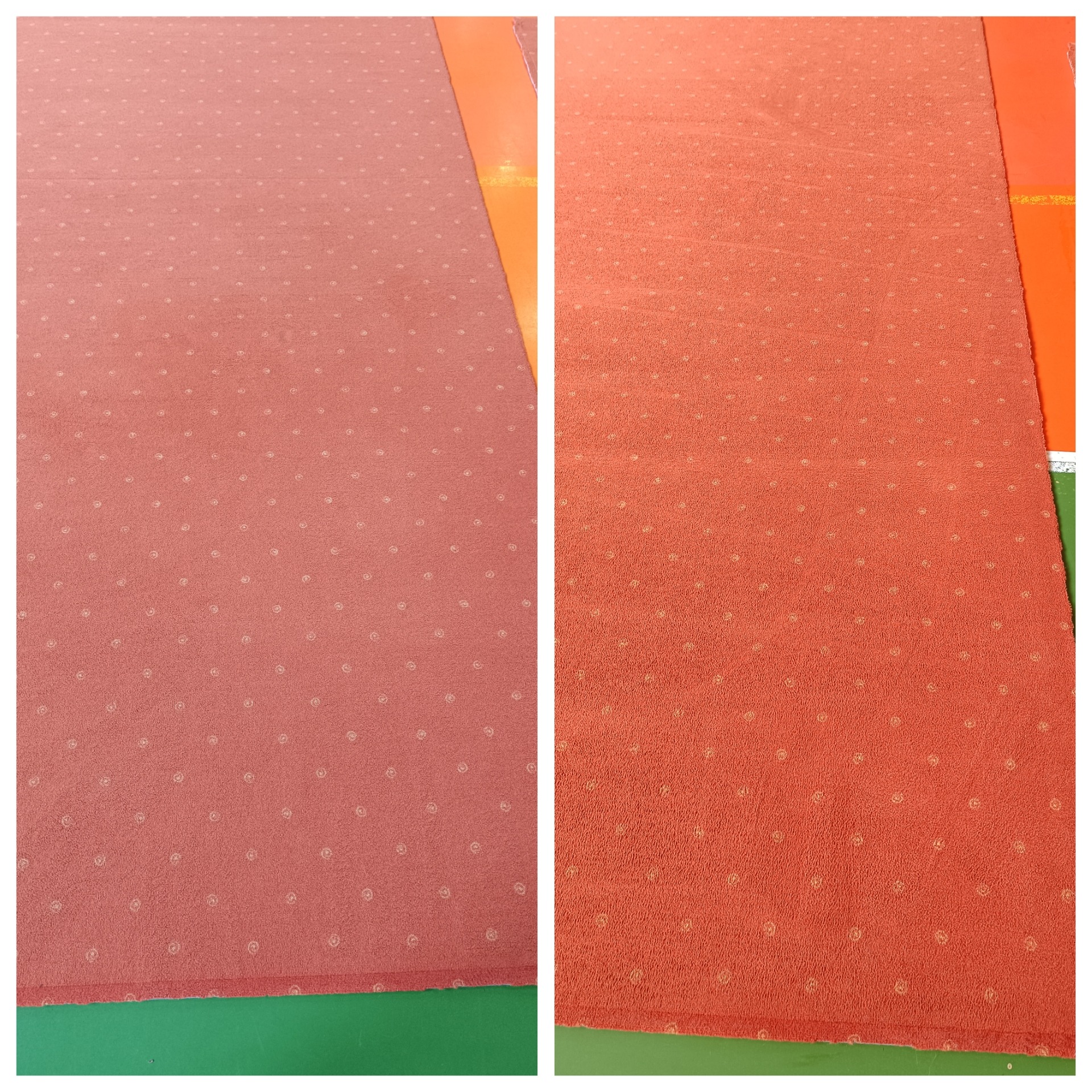 Porównanie dwóch fragmentów materiału tapicerskiego z drobnym wzorem w odcieniach koralu, po lewej stronie jaśniejszy, po prawej intensywniejszy kolor, sugerujące etap przed i po czyszczeniu.