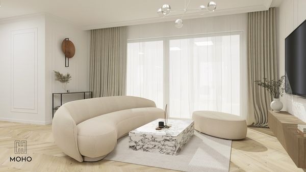 Jasny salon z zakrzywioną sofą, marmurowym stolikiem kawowym i dużym oknem z zasłonami, minimalistyczne oświetlenie sufitowe.