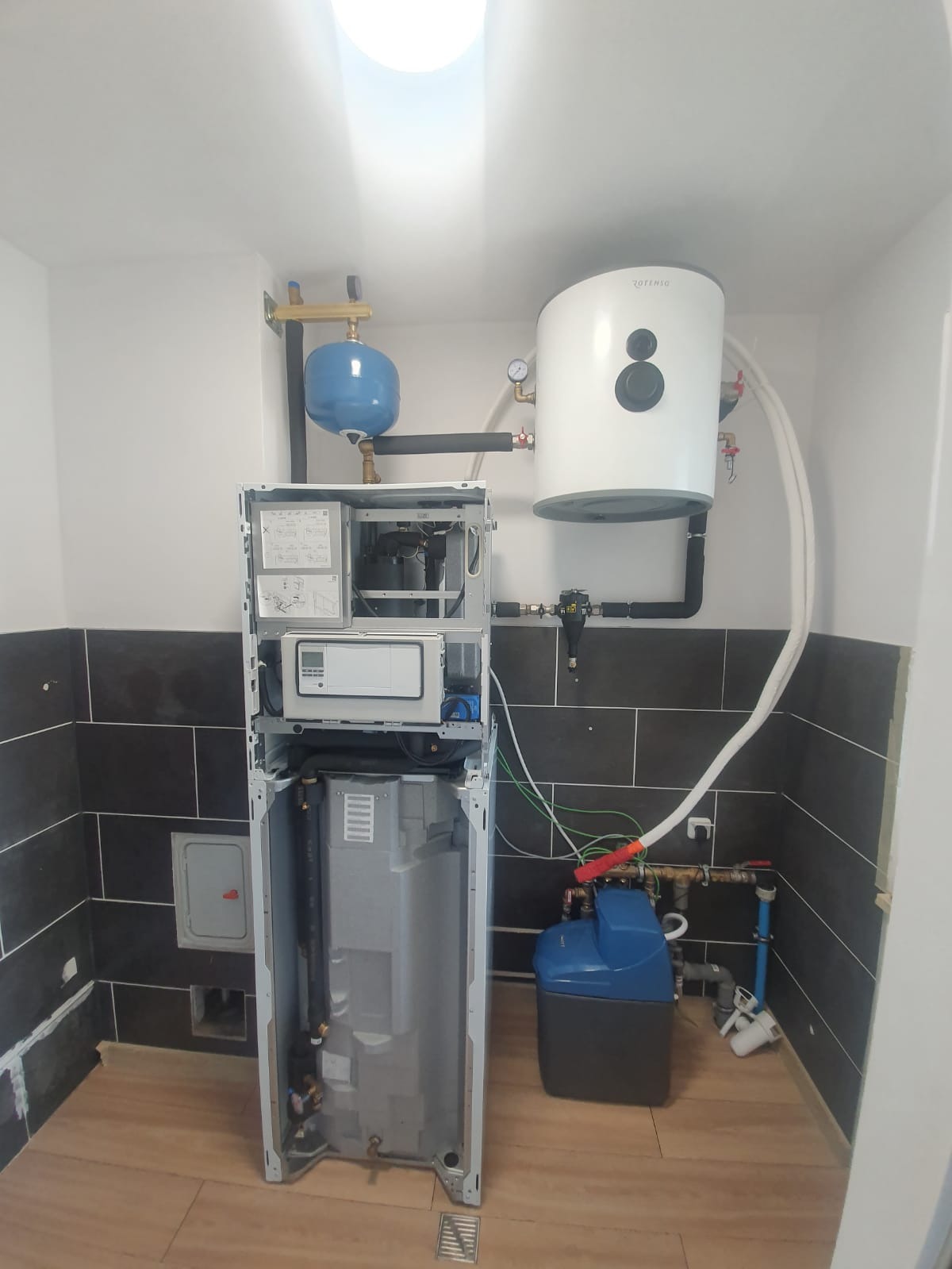 Montaż pompy ciepła firmy Vaillant