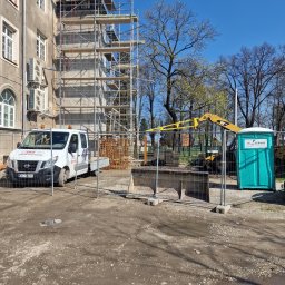 Żelbetowy szyb windy w Bystrzycy Kłodzkiej