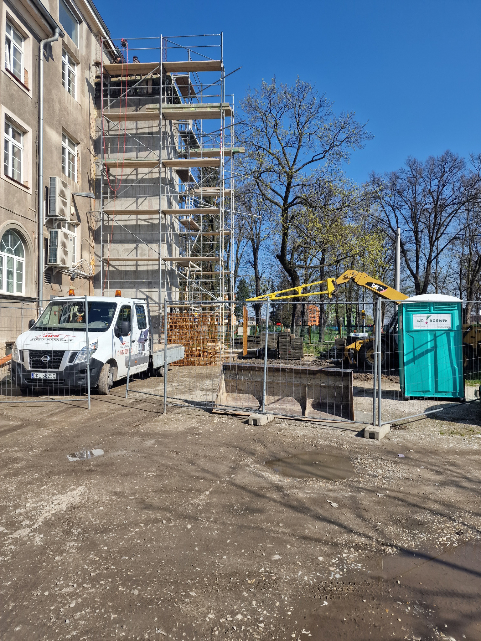 Żelbetowy szyb windy w Bystrzycy Kłodzkiej