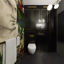 KKS GROUP - Nowoczesna łazienka z tapetą w motywy roślinne i portret, czarne szafki z złotymi akcentami, biała toaleta i złoty wieszak na ręczniki.