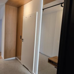 Fornir dębowy zawsze elegancki i ciepły.