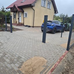 Układanie kostki brukowej Września 4