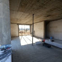 Nest House Development Dawid Fijałkowski - Zbrojarz Wołomin