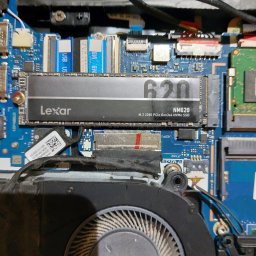 Założony dysk m.2 na drugim slocie w laptopie Acerr nitro 5