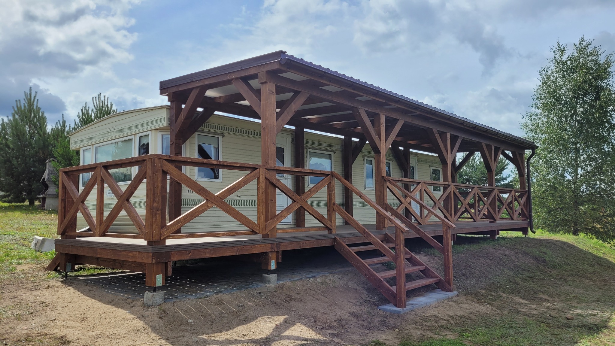 Dobudówka do domku holenderskiego, taras z deski kompozytowej