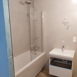 Michał Bezubik - Solidny Sufit Napinany w Salonie Białystok