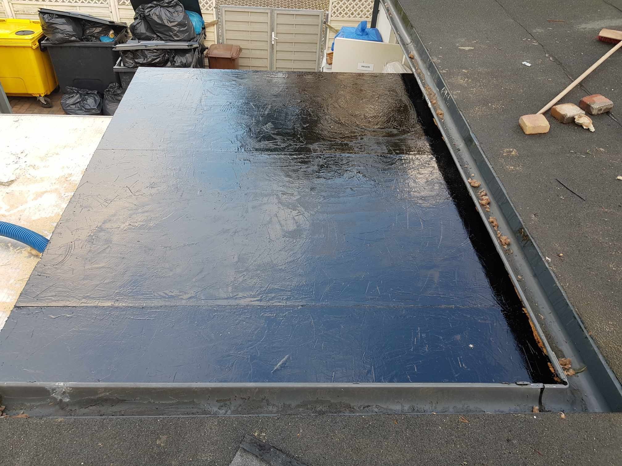 Stany surowe: fundamenty, zbrojenia, murowanie, posadzki, dachy i wiele innych.